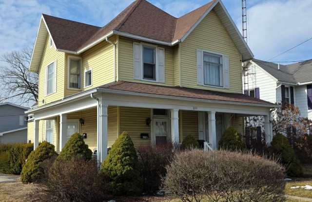 650 S Main photos photos