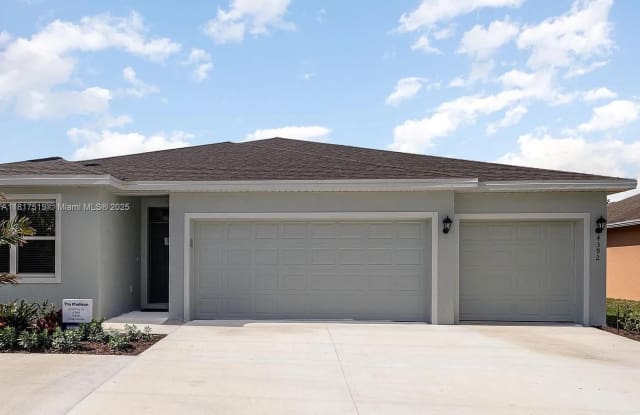 1314 SW Hebner Ave photos photos