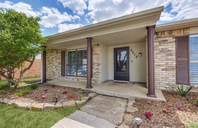 5013 Wagner Circle Gallery 2