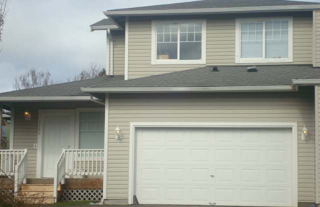 4 Bedroom, 3 Bathroom Duplex near WWU! PRELEASE NOW! photos photos