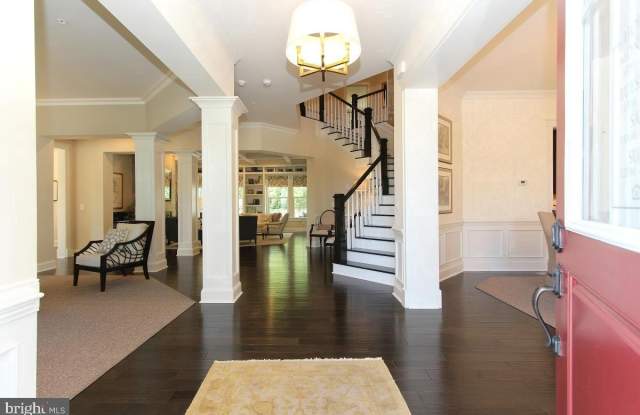 2167 POTOMAC RIVER BOULEVARD Gallery 2