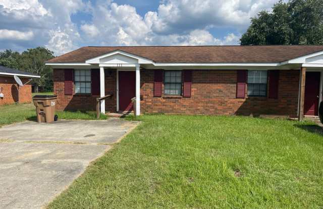 2 Bed, 1 Bath Apartment - 111 Kellogg Drive, Aiken County, SC 29803