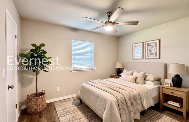 7012 East 71st Court Gallery 3