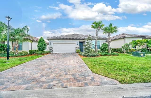 680 SE Villandry Way - 680 Southeast Villandry Way, Port St. Lucie, FL 34984 680 SE Villandry Way - 680 Southeast Villandry Way, Port St. Lucie, FL 34984