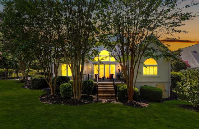 18928 Peninsula Point Dr Cornelius Professionally Managed by Select Real Estate Group Gallery 3