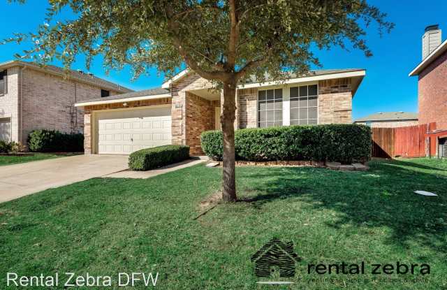 615 Silvertop Road - 615 Silvertop Road, Arlington, TX 76002
