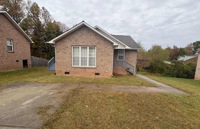 3bed 2bath HOUSE $1,575.00/mo! ✨ photos photos