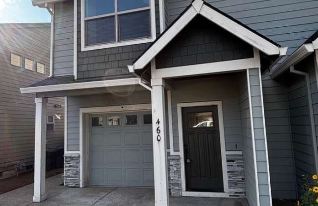 460 Southwest 3rd Avenue - 460 Southwest 3rd Avenue, Canby, OR 97013