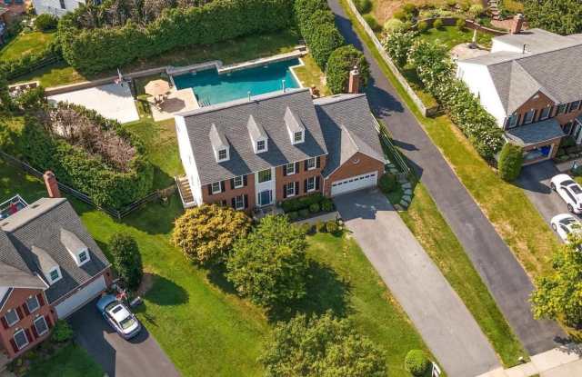 10375 Wetherburn Road photos photos