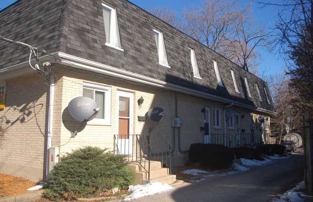 321 S Jefferson Street unit: 0 photos photos