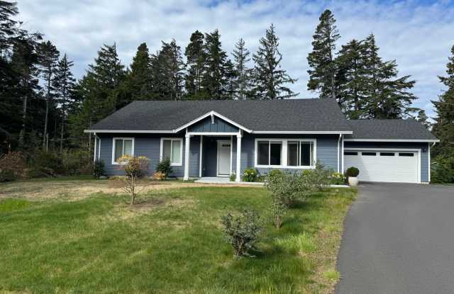 ***Coming Soon - 3 Bedroom Home in Otter Rock*** photos photos