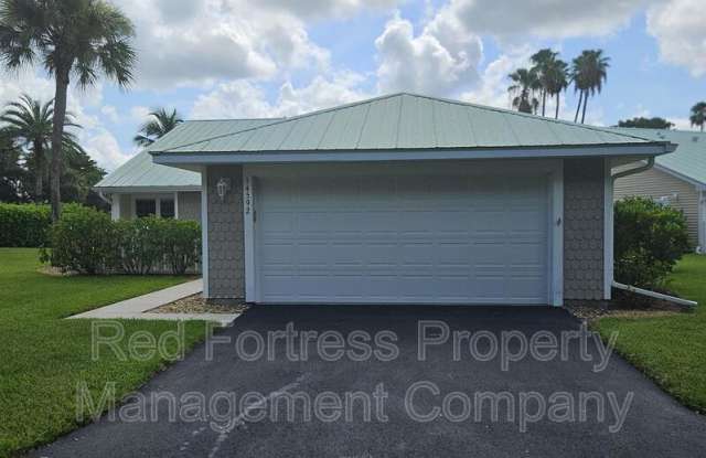 14592 Sagamore Court photos photos