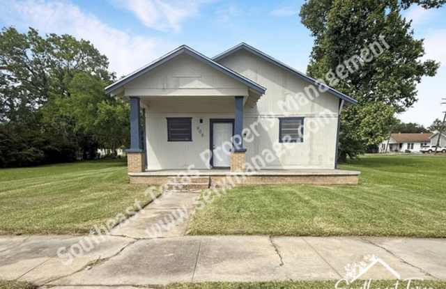 908 Stilwell Blvd photos photos