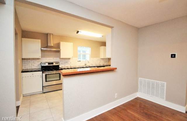 2035 Lamar Dr Gallery 2
