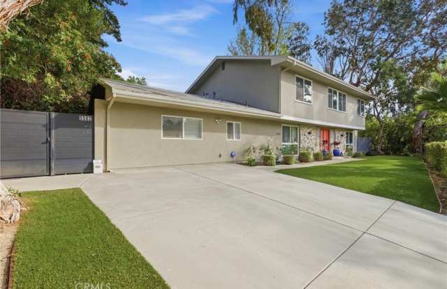 5500 Blanco Avenue photos photos