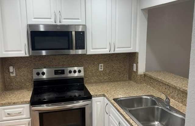 851 NE 209th Ter photos photos