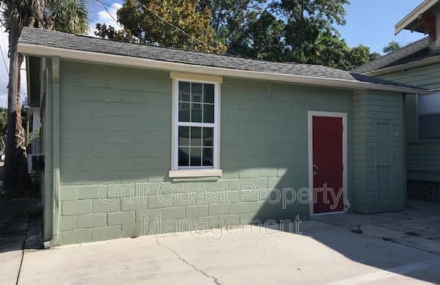 1818 6th Avenue W.- - 1818 6th Avenue West, Bradenton, FL 34205