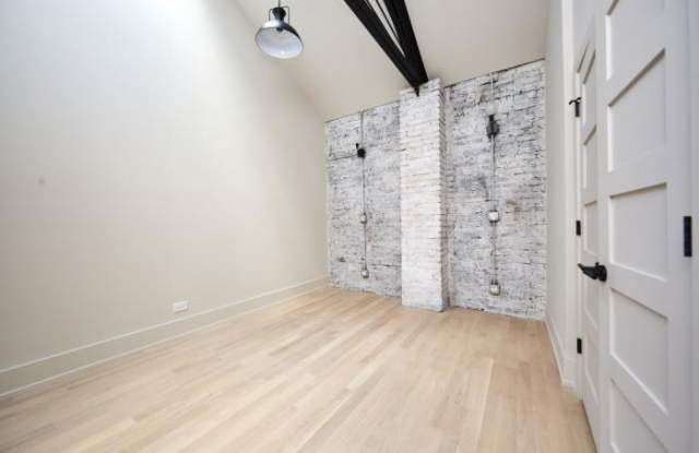 3061 W LOGAN Gallery 3