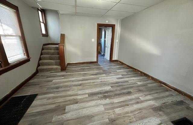 299 N Ogden Avenue Gallery 2