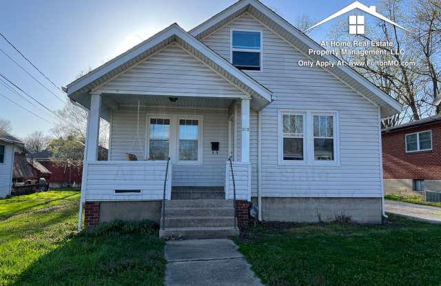 825 Center Street Fulton, MO 65251 photos photos 825 Center Street Fulton, MO 65251 photos photos