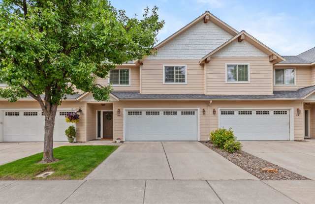 Townhome in CDA Gallery 1