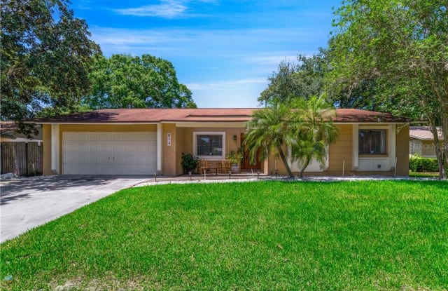 894 LITTLE BEND ROAD - 894 Little Bend Road, Altamonte Springs, FL 32714