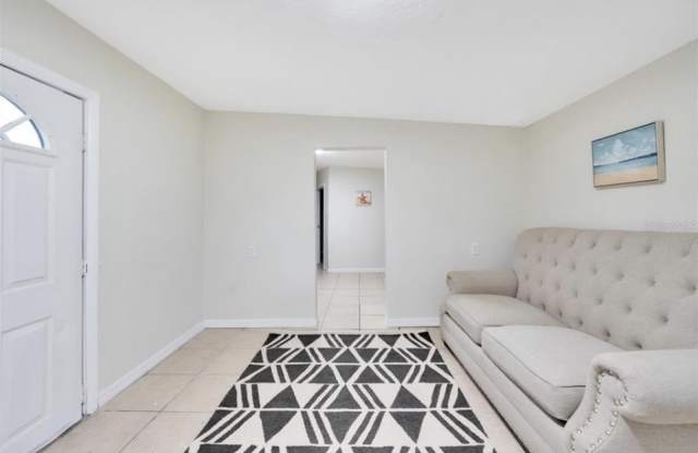 410 Oak Street - 410 Oak Street, Auburndale, FL 33823