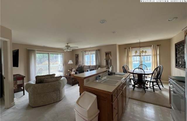 155 Birkdale Court Gallery 4