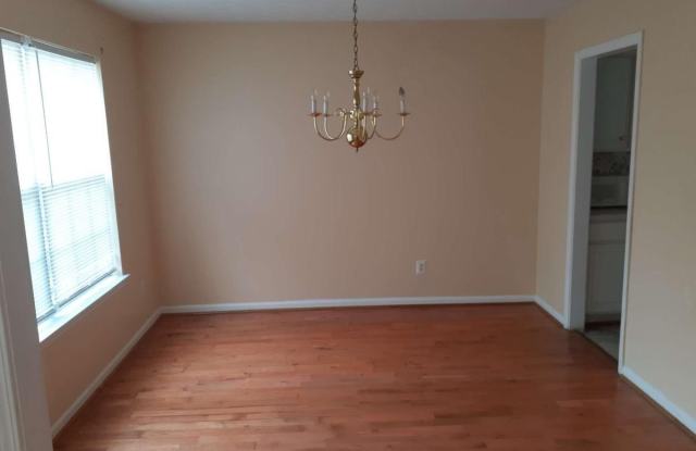 4410 Cross Lane Gallery 2