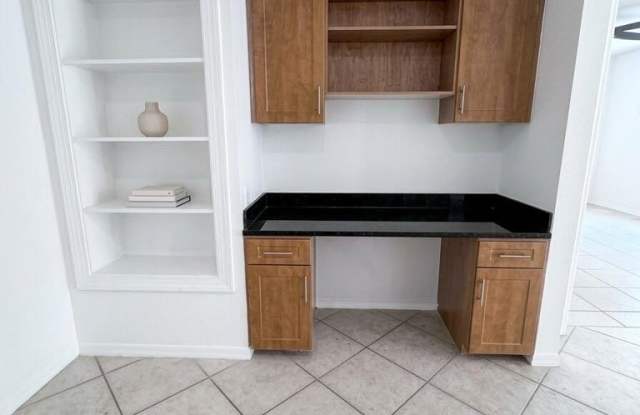 6458 Emerald Dunes Dr Gallery 3