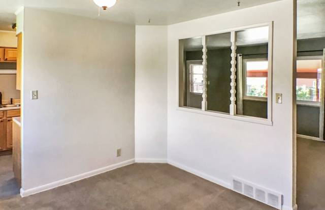 6038 Winona Ct Gallery 3
