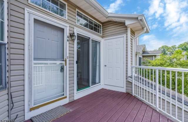 44 Spruce Court photos photos