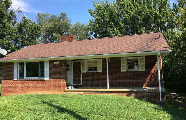 5014 Unicoi Drive, Unicoi TN 37692 photos photos