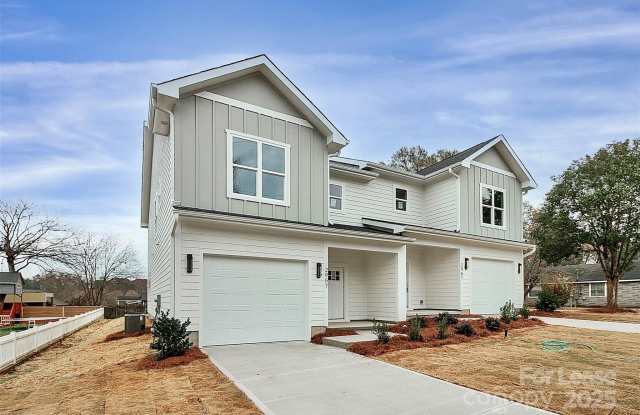 2957 Ross Avenue photos photos