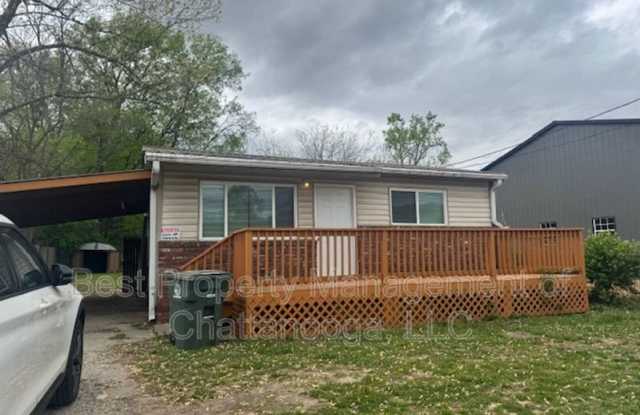 3111 North Hawthorne Street photos photos