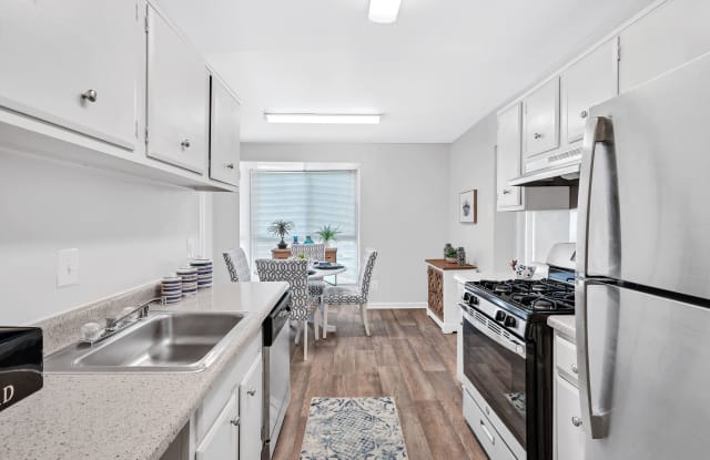 Mill Creek Garden Apartments photos photos