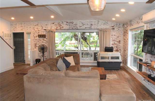91-1043 Aawa Drive - 91-1043 Aawa Drive, West Loch Estate, HI 96706