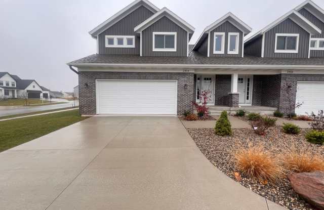 Four Bedroom Duplex in Caledonia! photos photos Four Bedroom Duplex in Caledonia! photos photos