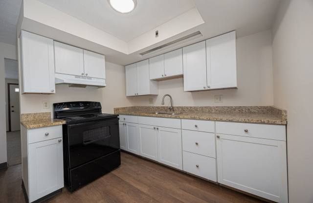 3399 Beachworth Ave photos photos