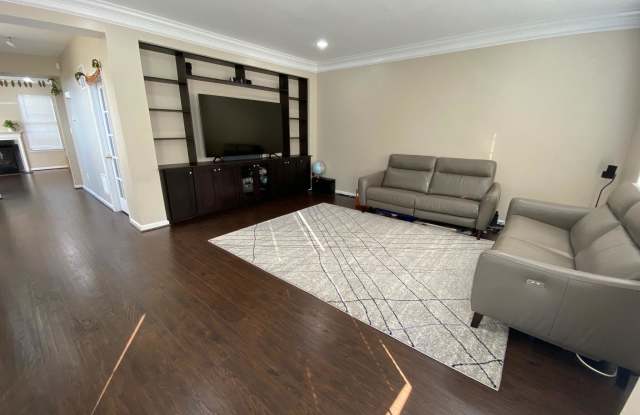 25222 WHIPPOORWILL TERRACE Gallery 2