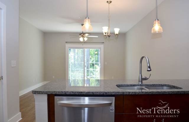 Live Near The Best Shopping  Dining in Jax! Gallery 3