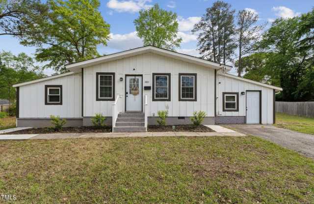 1001 Helms Place photos photos