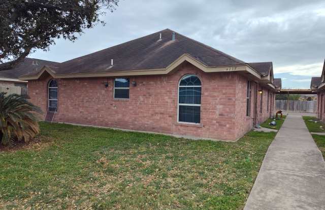 2117 Aruba Dr photos photos