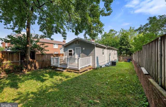109 E REED Avenue photos photos