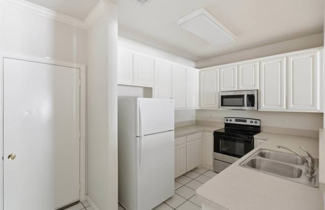 121 Wildwood Court Gallery 4