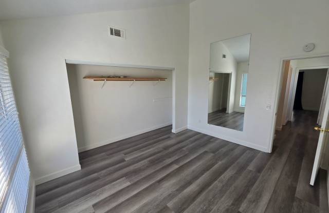 Excellent Los Olivos Condo For Lease Gallery 1