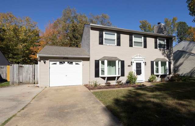 Charming 3BR 2.5BA House Gallery 2