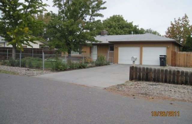 5007 W Irving St photos photos