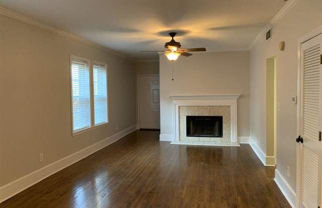 2809 S 13TH AVENUE Gallery 2