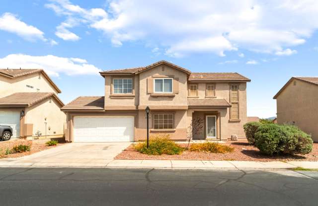 Bright  Spacious Home with Loft and Large Backyard! photos photos